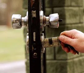 Town Center Locksmith Shop St Petersburg, FL 727-264-5646 - 13-Re-Key-Locks
