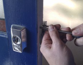 Town Center Locksmith Shop St Petersburg, FL 727-264-5646 Town Center Locksmith Shop St Petersburg, FL 727-264-5646