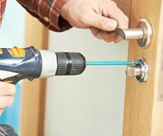 Town Center Locksmith Shop St Petersburg, FL 727-264-5646 - 5-Change-Locks-Service